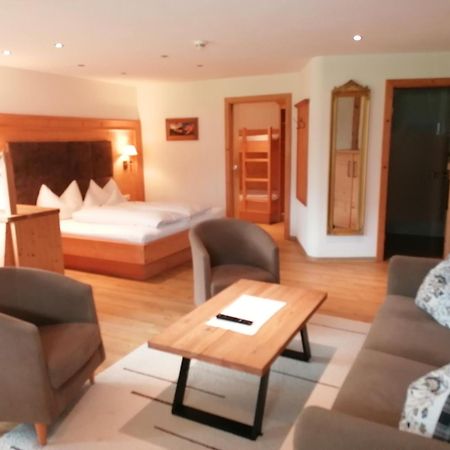 Tirol Appartement Haus Zillertal ツェル・アム・ツィラー エクステリア 写真