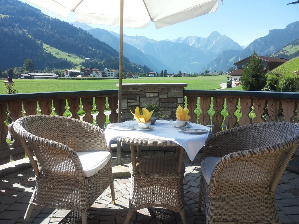 Tirol Appartement Haus Zillertal ツェル・アム・ツィラー エクステリア 写真