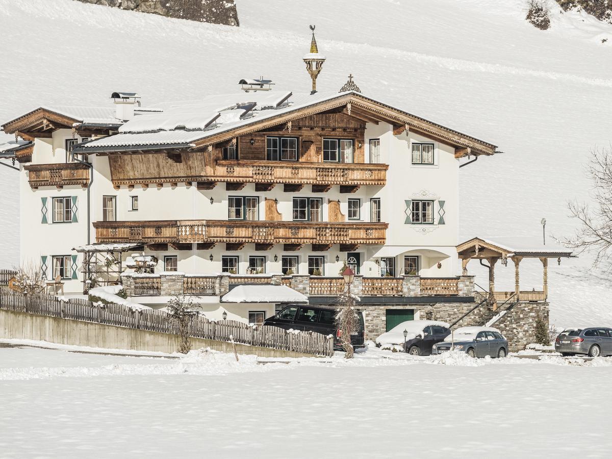 Tirol Appartement Haus Zillertal ツェル・アム・ツィラー エクステリア 写真
