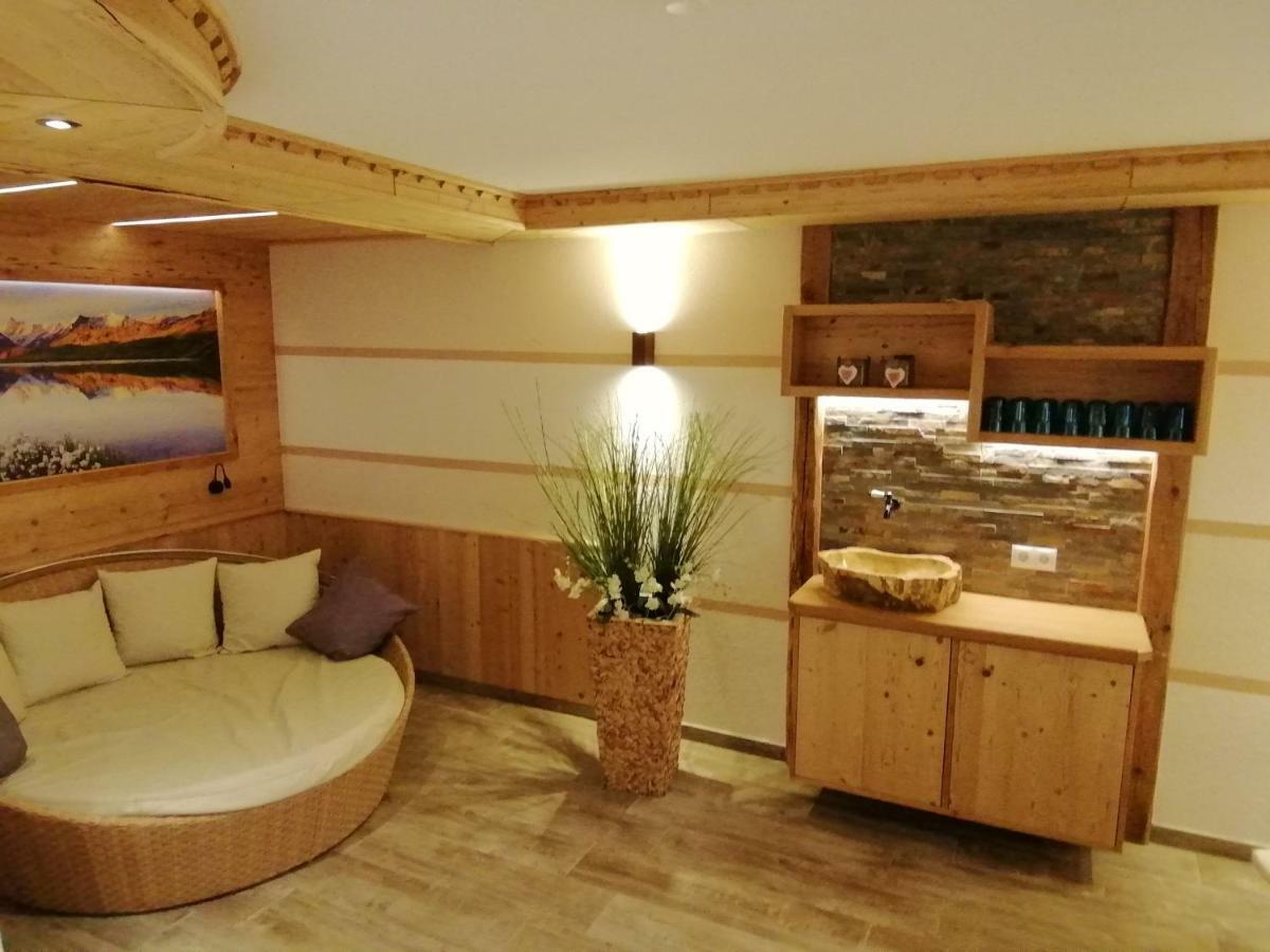 Tirol Appartement Haus Zillertal ツェル・アム・ツィラー エクステリア 写真