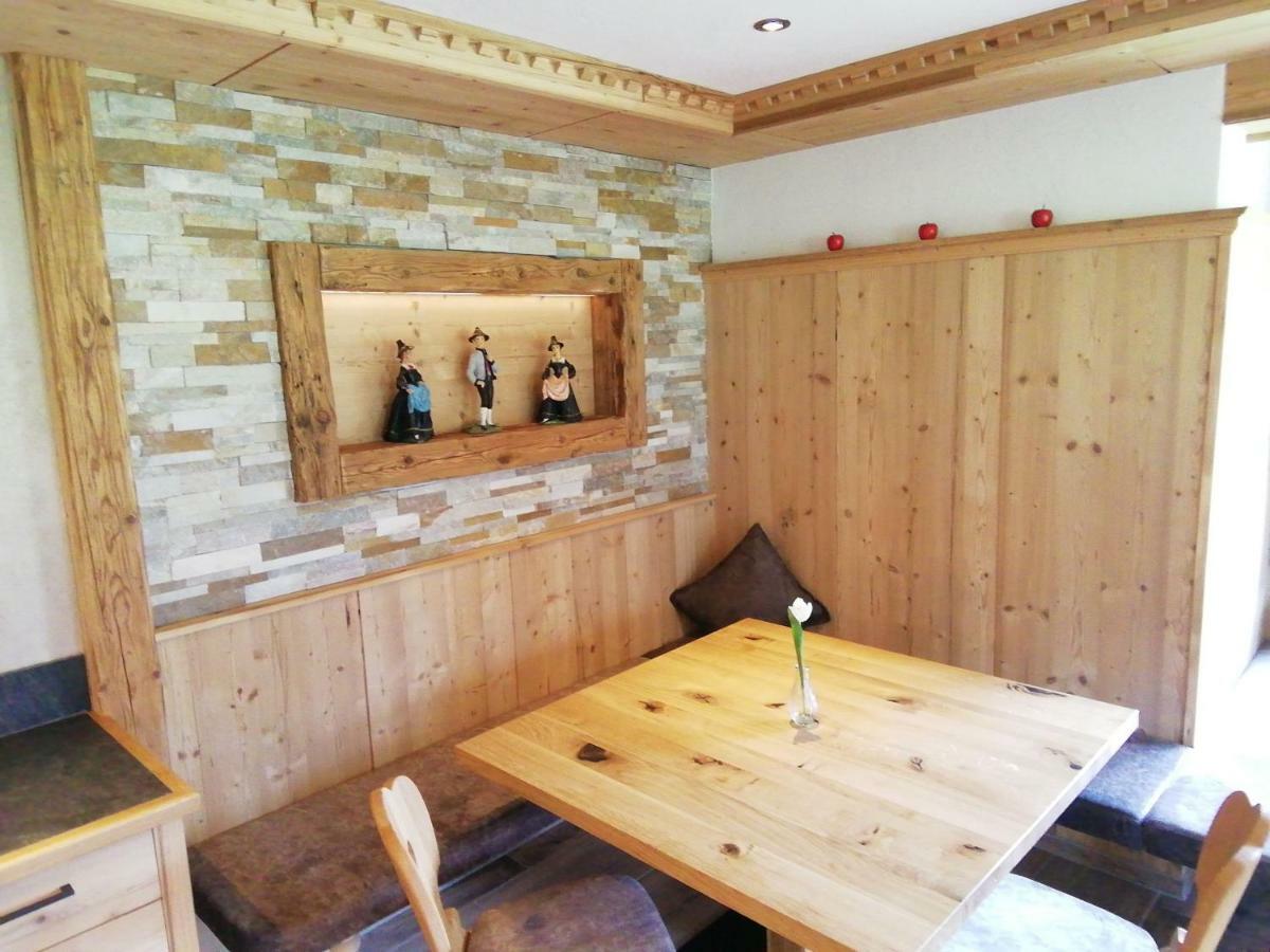 Tirol Appartement Haus Zillertal ツェル・アム・ツィラー エクステリア 写真