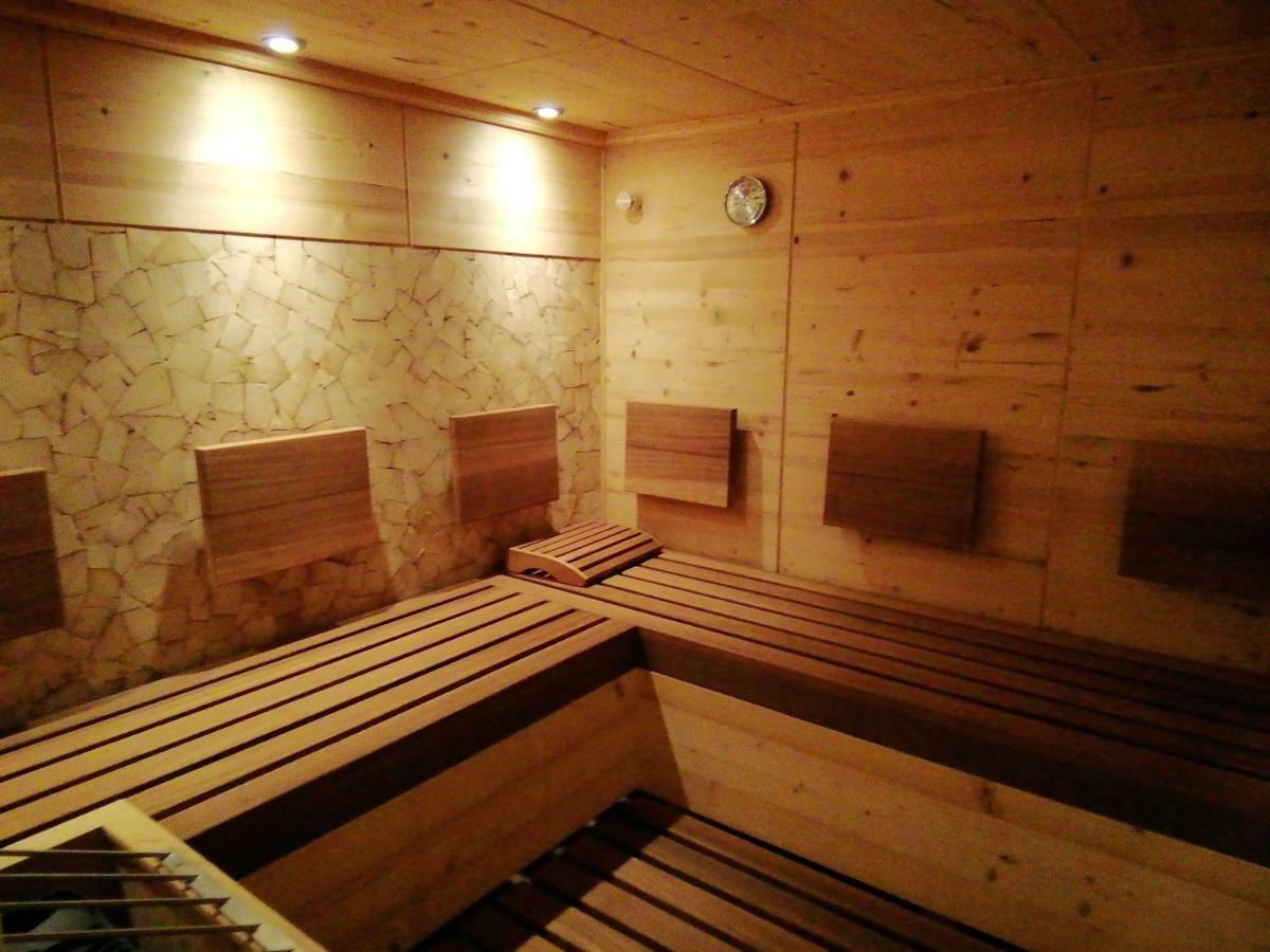 Tirol Appartement Haus Zillertal ツェル・アム・ツィラー エクステリア 写真